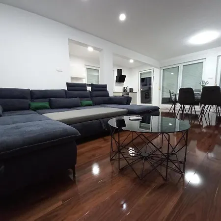 Apartment Amor Vir Daire