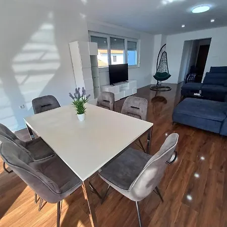 Apartment Amor Vir